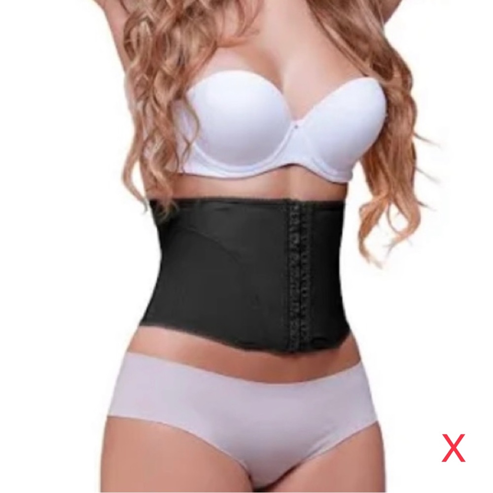 NWOT- Waist trainer corset